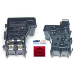 PORTA FUSIBLE SENTRA 2000-2003 NISSAN NOTA IMPORTANTE : PRODUCTO DE USO EN OPTIMAS CONDICIONES CON DETALLE EN LA ESQUINA  OEM.